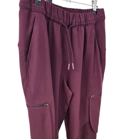Lululemon Womes Relaxed Lightweight Cargo Pant Cassis, Quick Dry, Jogger, Size 6 - Picture 2 of 10